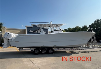 2027 Front Runner 37 Catamaran Whisper Gray  Boat